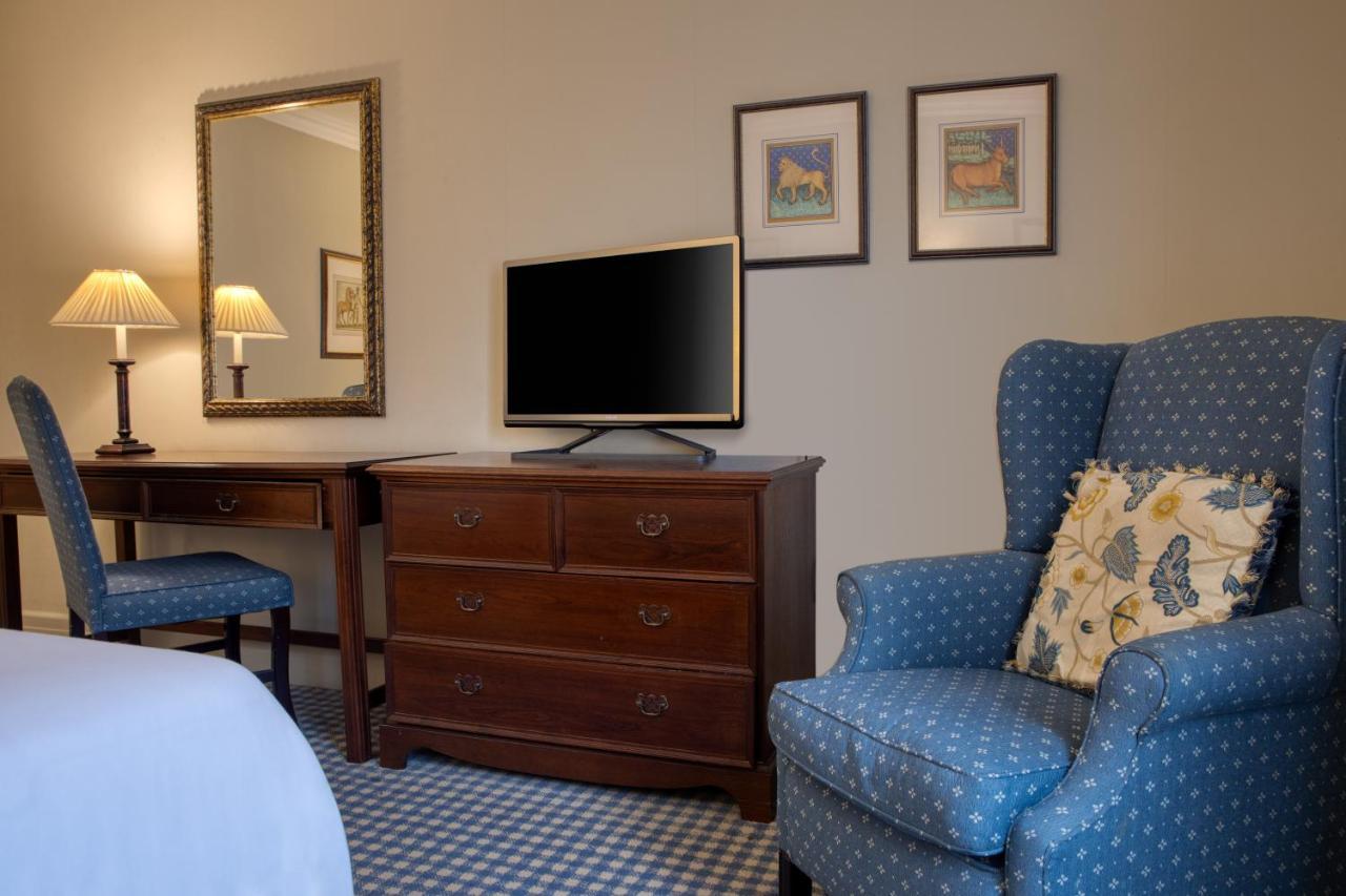 Winchester Wessex Hotel By Sunday Экстерьер фото