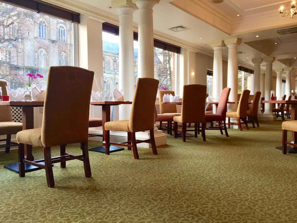 Winchester Wessex Hotel By Sunday Экстерьер фото